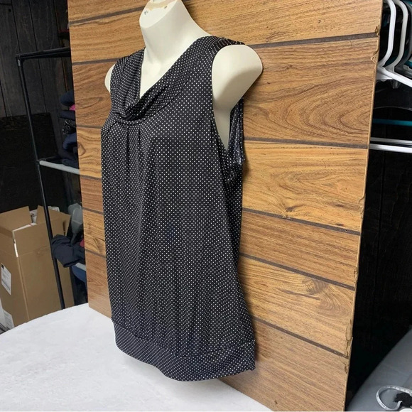 The Limited size large black/white polka dot sleeveless top very stretchy - Picture 3 of 8